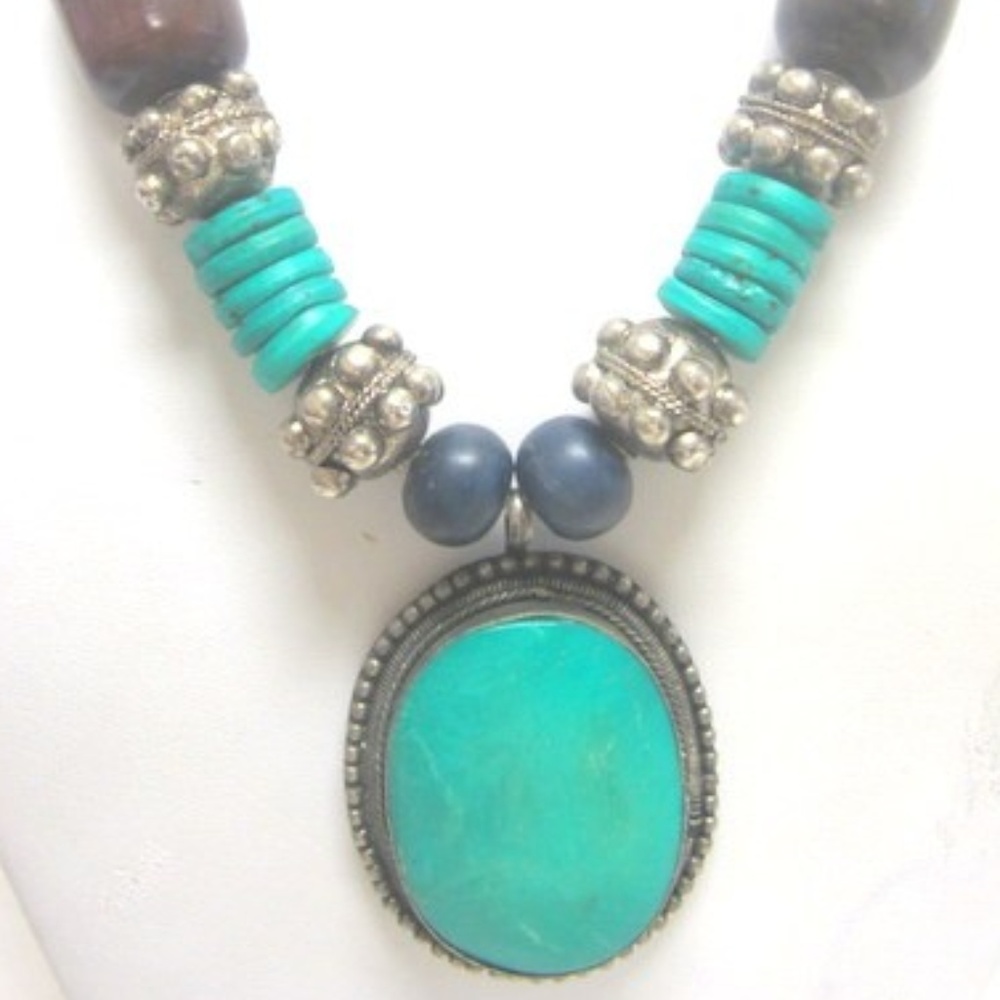 Chunky Silvertone And Wood Necklace